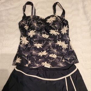 Ecoswim 2 piece navy tropical floral bathing suit sz 10